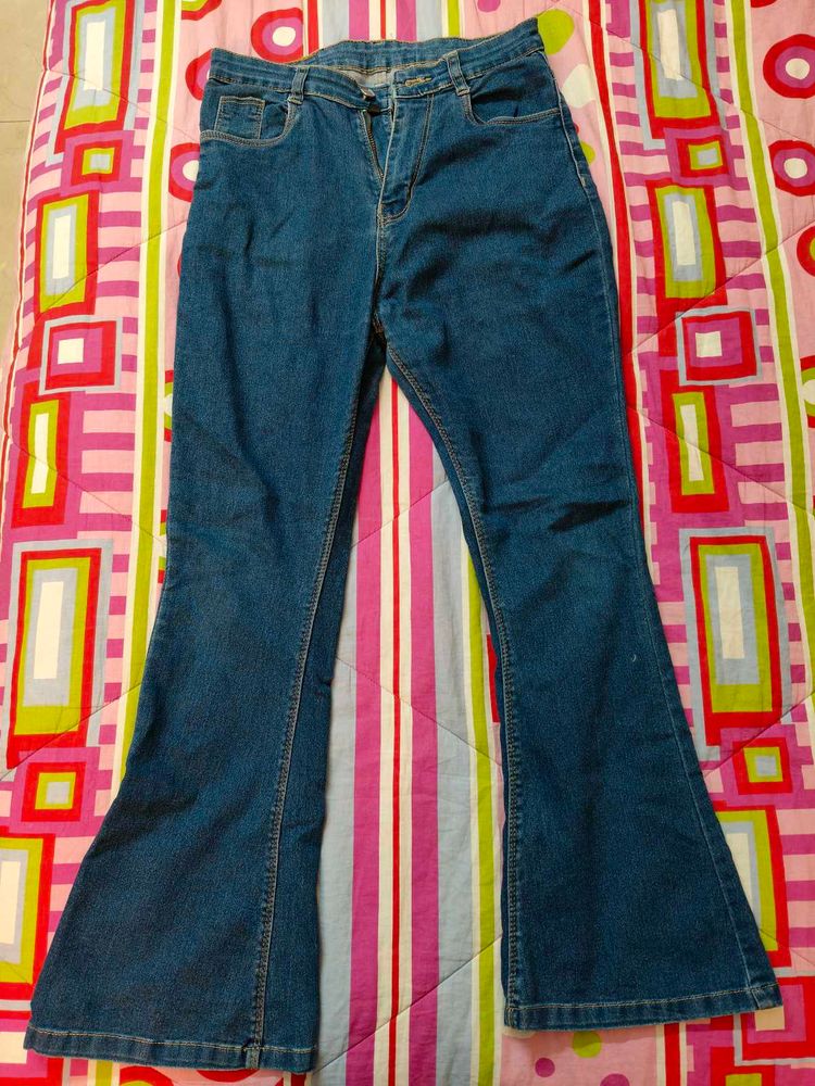 Flared Jeans