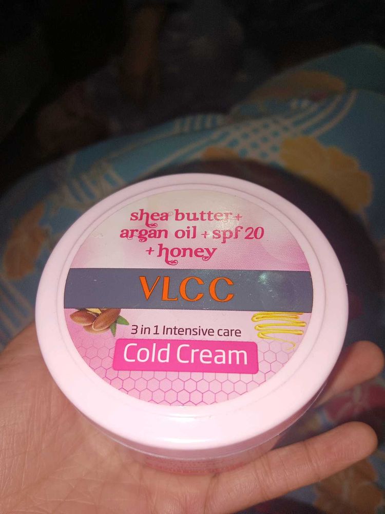 Vlcc Cold Cream
