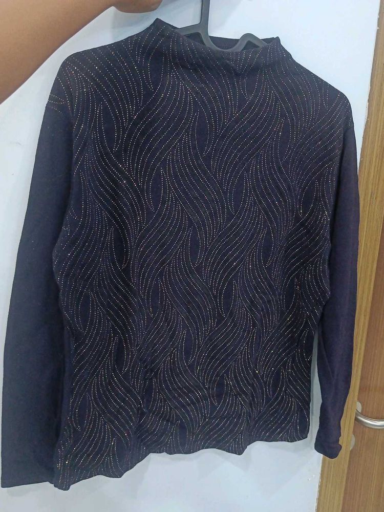 Elegant Black &amp; Gold Top