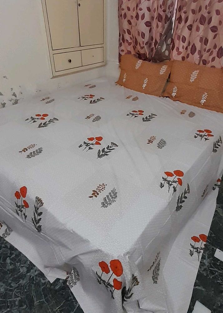 Salre Slaw King Size Desghiner bedsheets