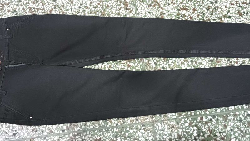Black Jeans