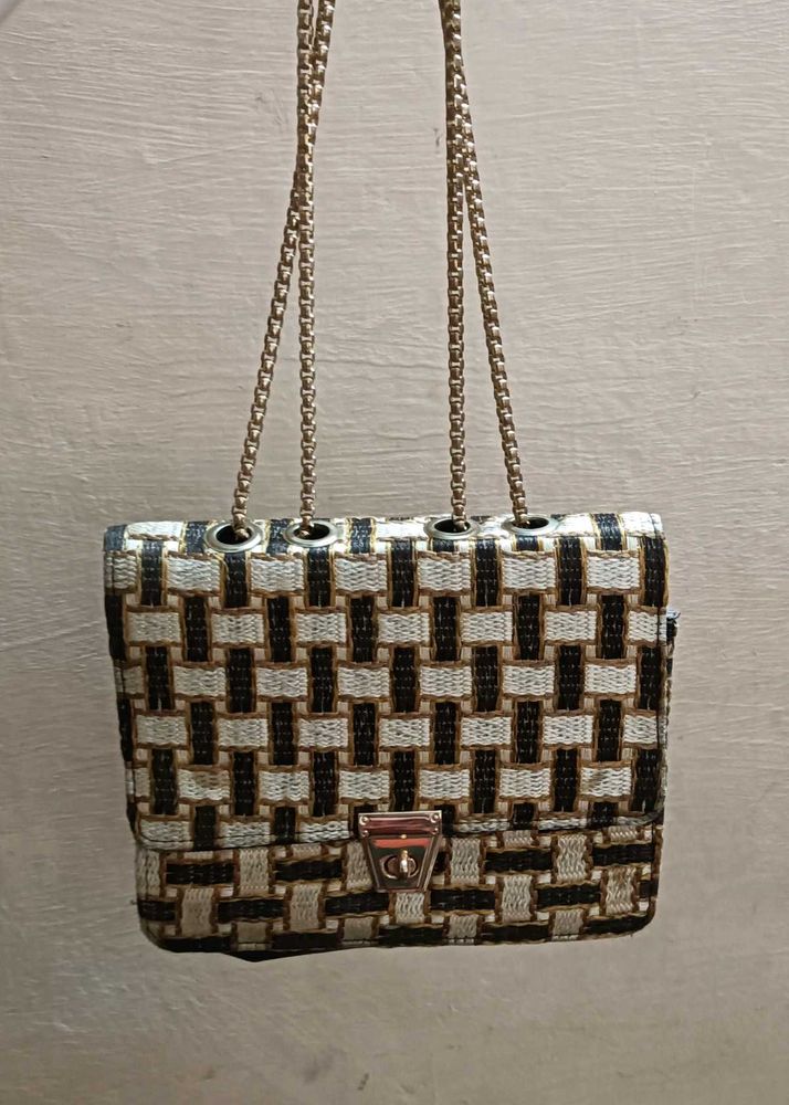 Trendy Sling Bag