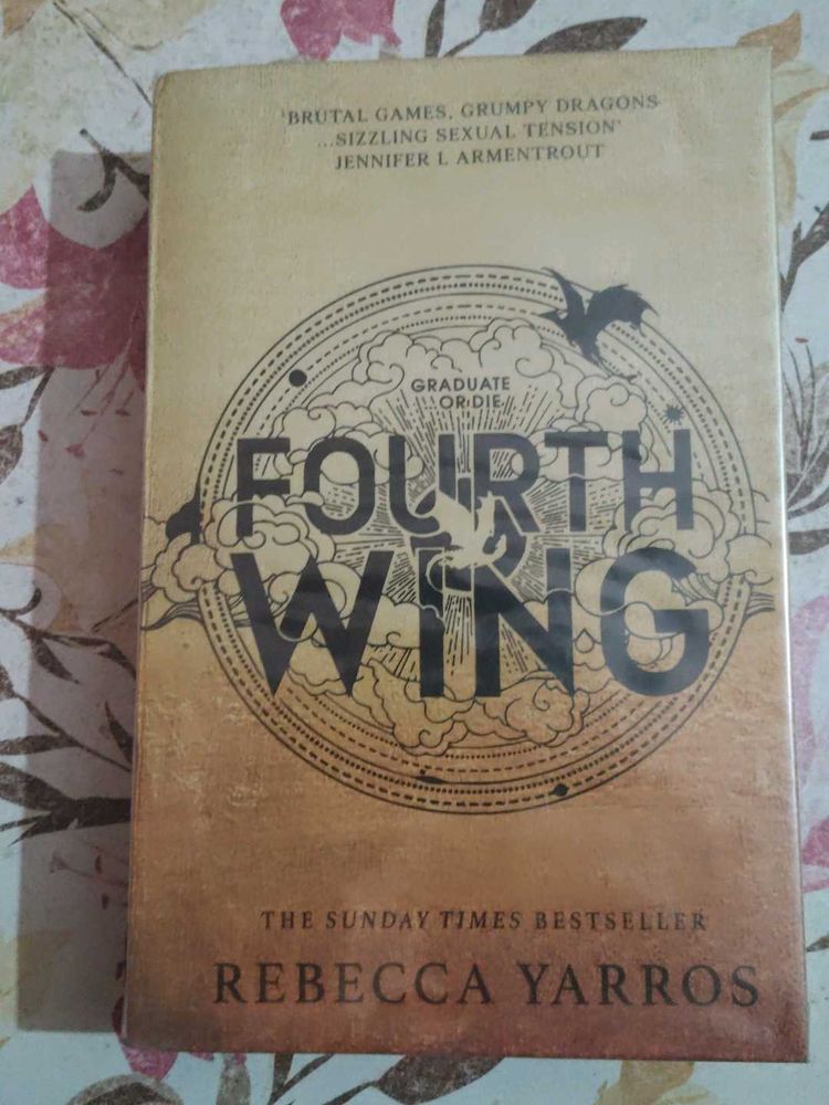 Fourth Wing by Rebecca Yarros