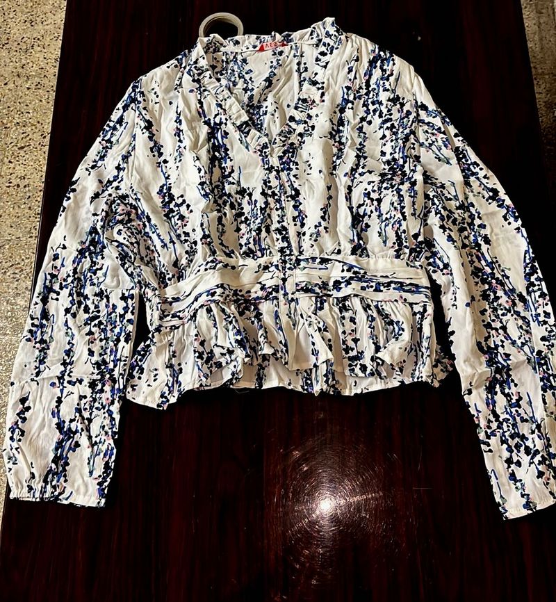 IVES BRAND V Neck Floral Print Top