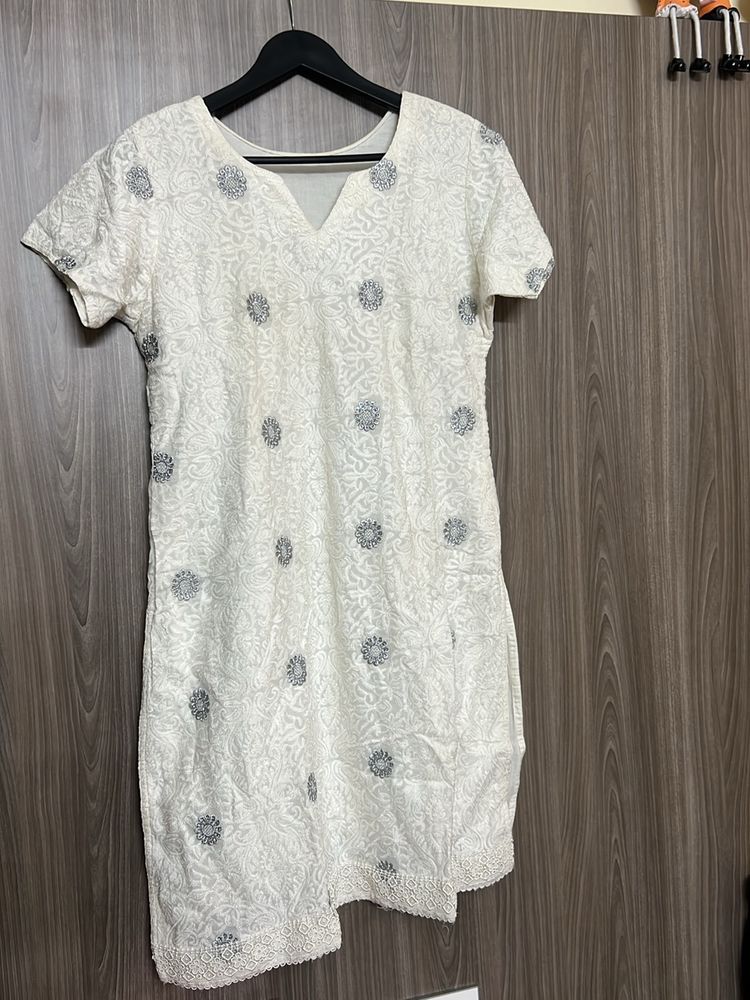 White Chikankari Kurti :13