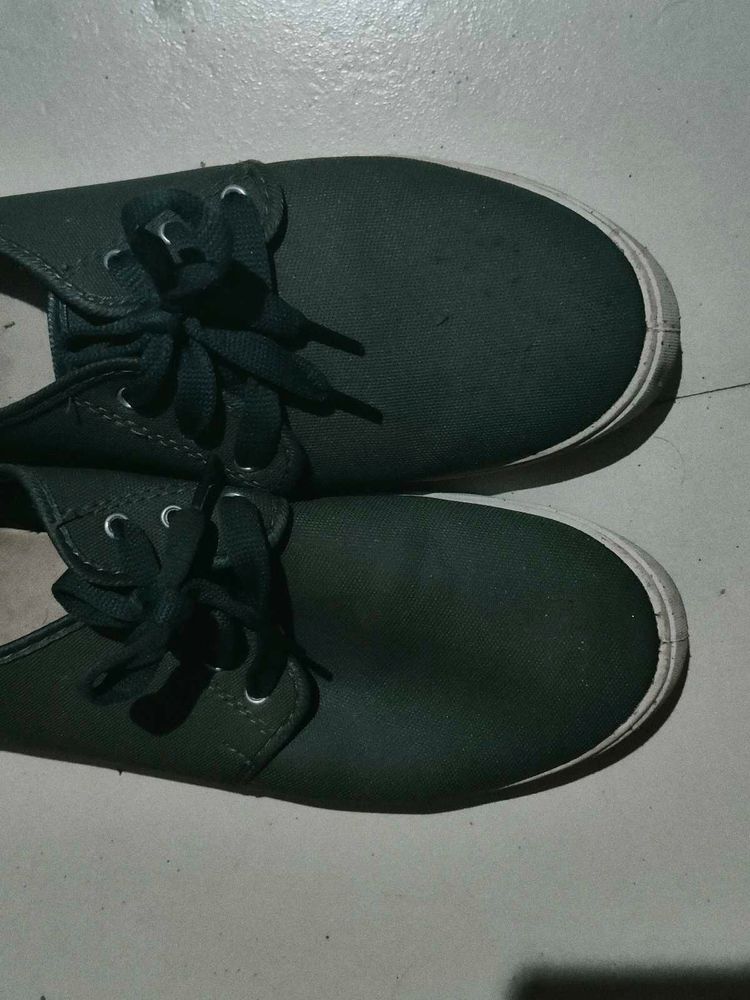Casual Sneakers