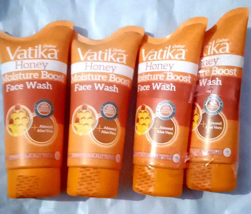 4 Face Wash Dabur Vatica
