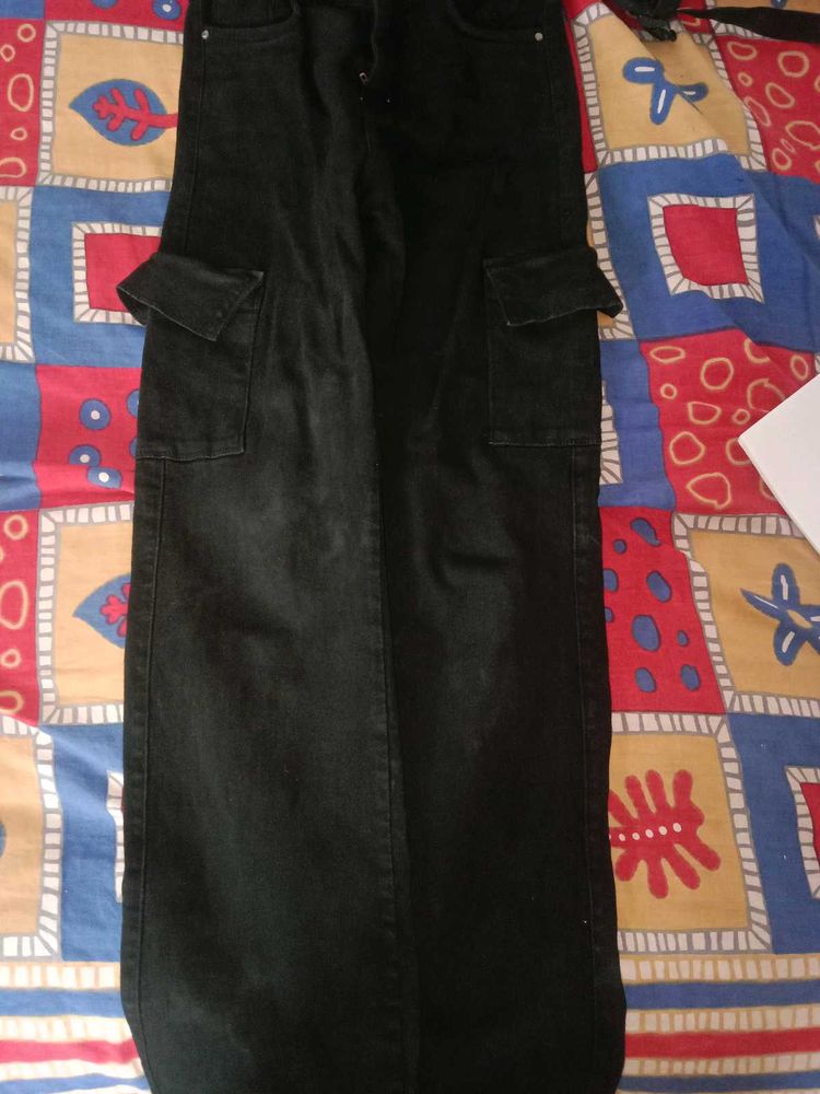 Black Cargo Jeans