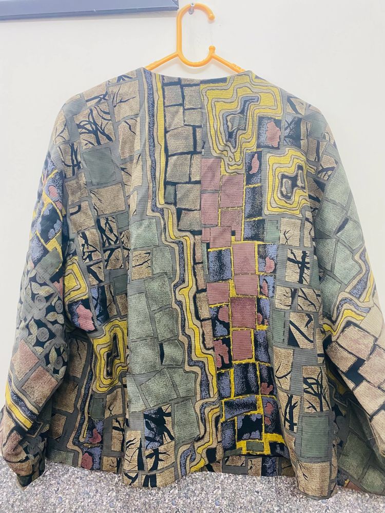 Beautiful Geometric Top