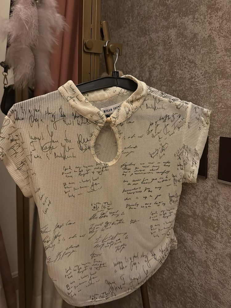Hello France Graphic Print Top