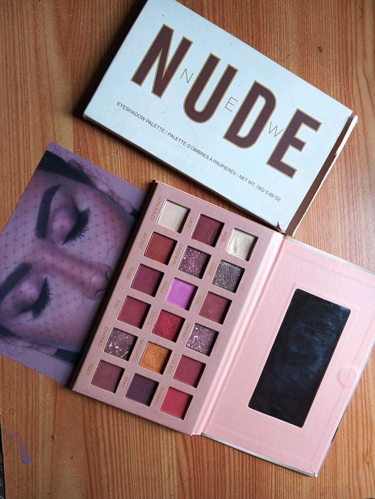 Nude Eyeshadow Palette