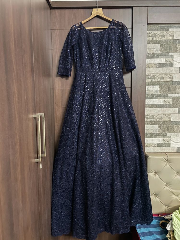 Beautiful Navy Blue Gown💙