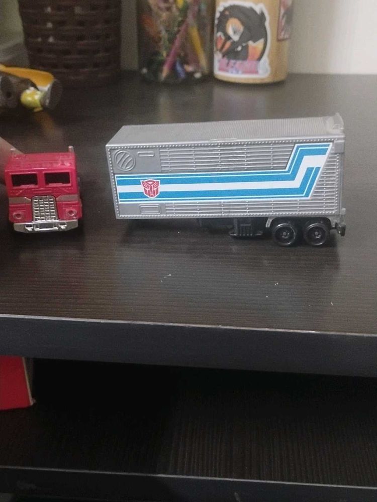 Vintage Transformers Optimus Prime Toy