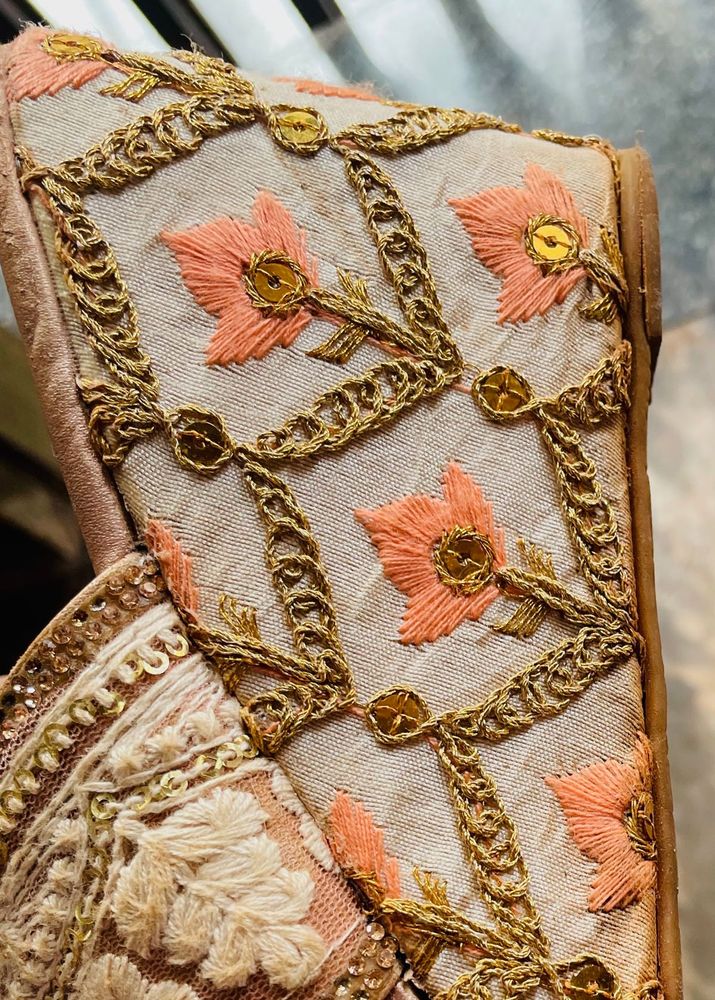Floral Embroidered Mule