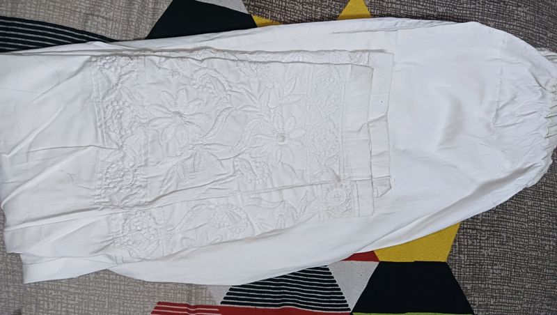 Women Chikankari Pant