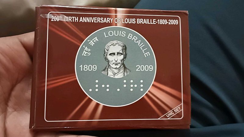 Louis Braille  2rs UNC  With a yellowish Tone