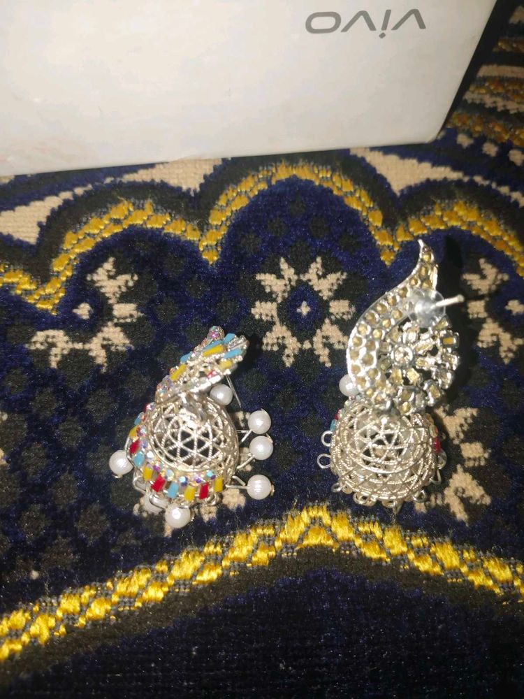 Jhumke