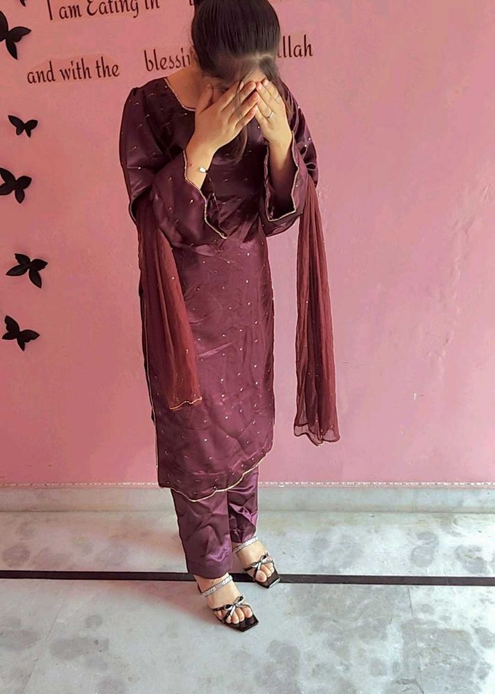 Totally New Suits Sets Beutiful Designs