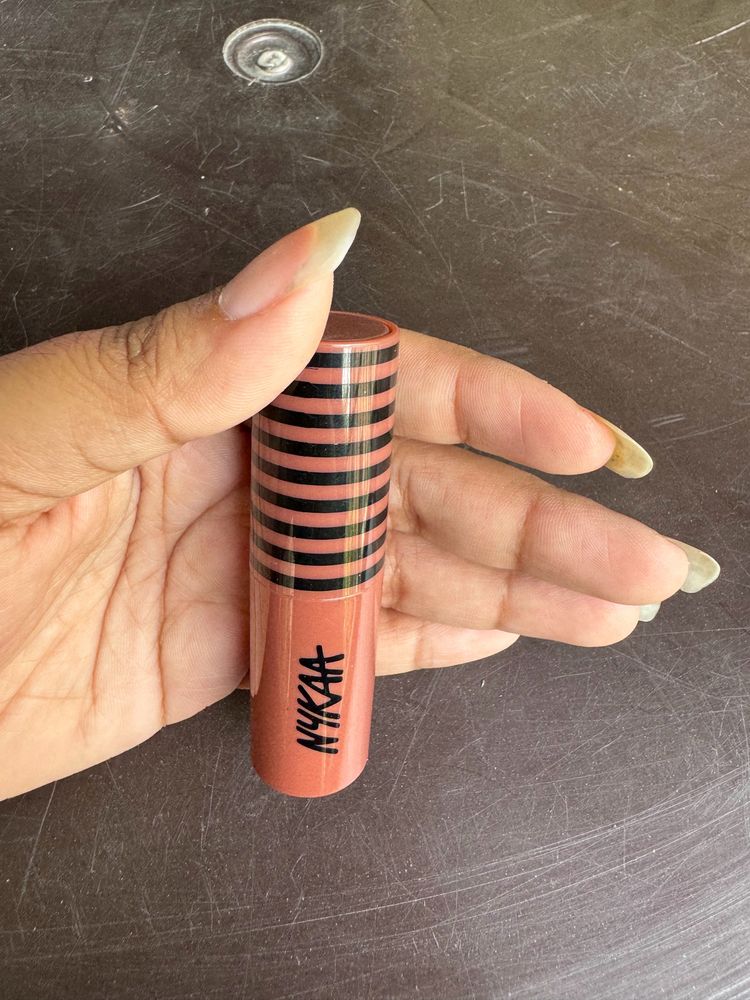 Nykaa Lipstick Deja Nude