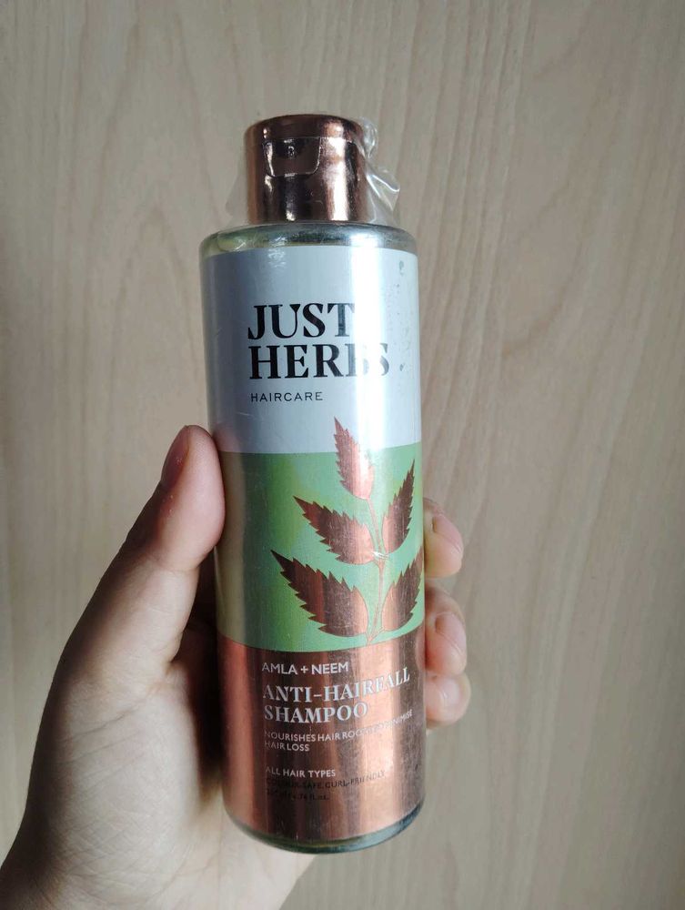 JUST HERBS SHAMPOO -2 PCS 😍
