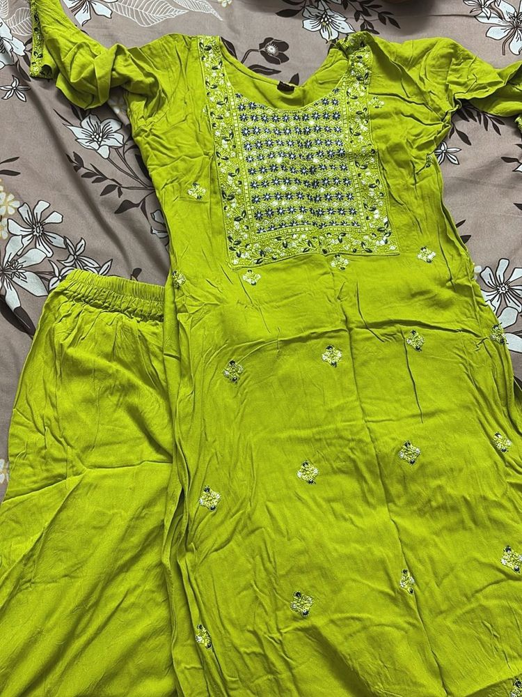 Green Embroidered Kurta Set