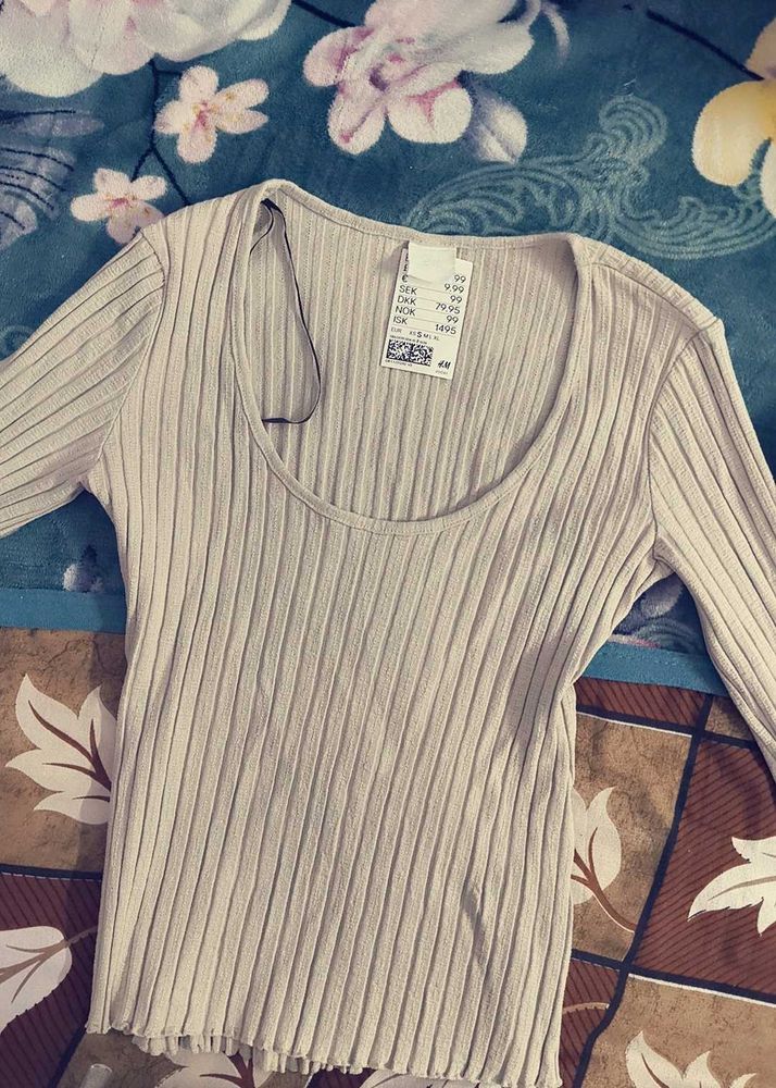H&amp;M Ribbed Long Sleeve Top