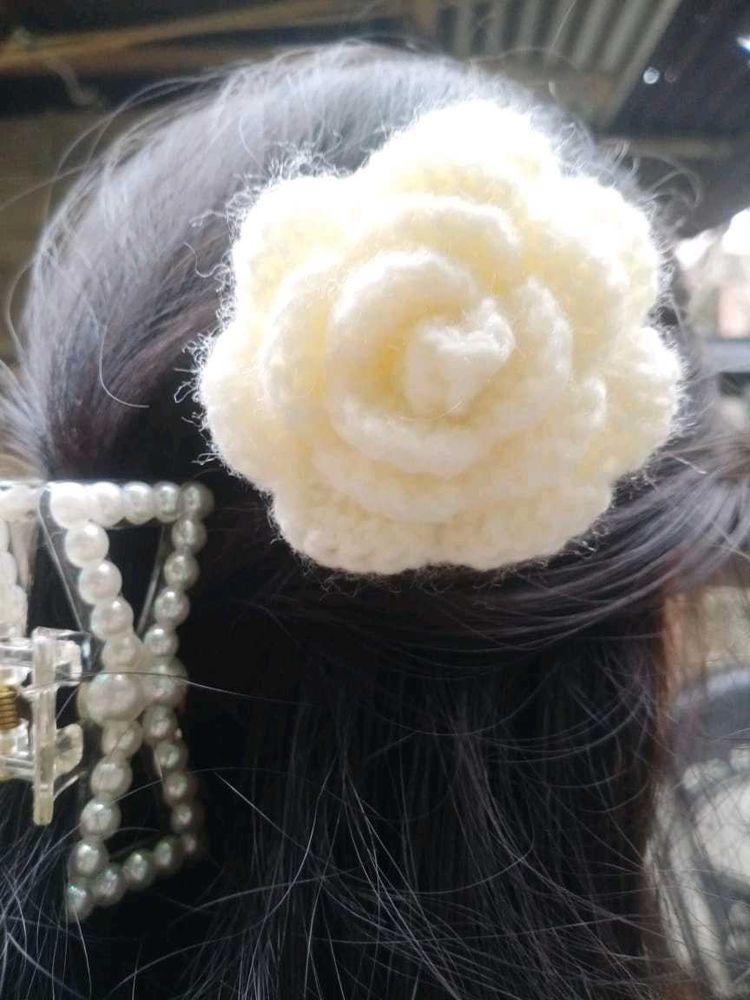 Crochet Flower 🌹 Hair Clip