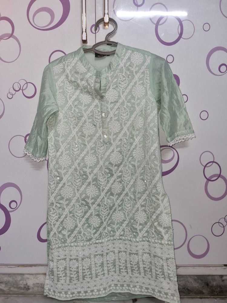 chanderi kurti with chicken work
