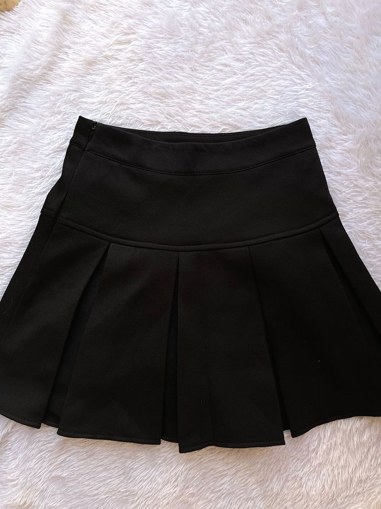 Black Pleated Mini Skirt