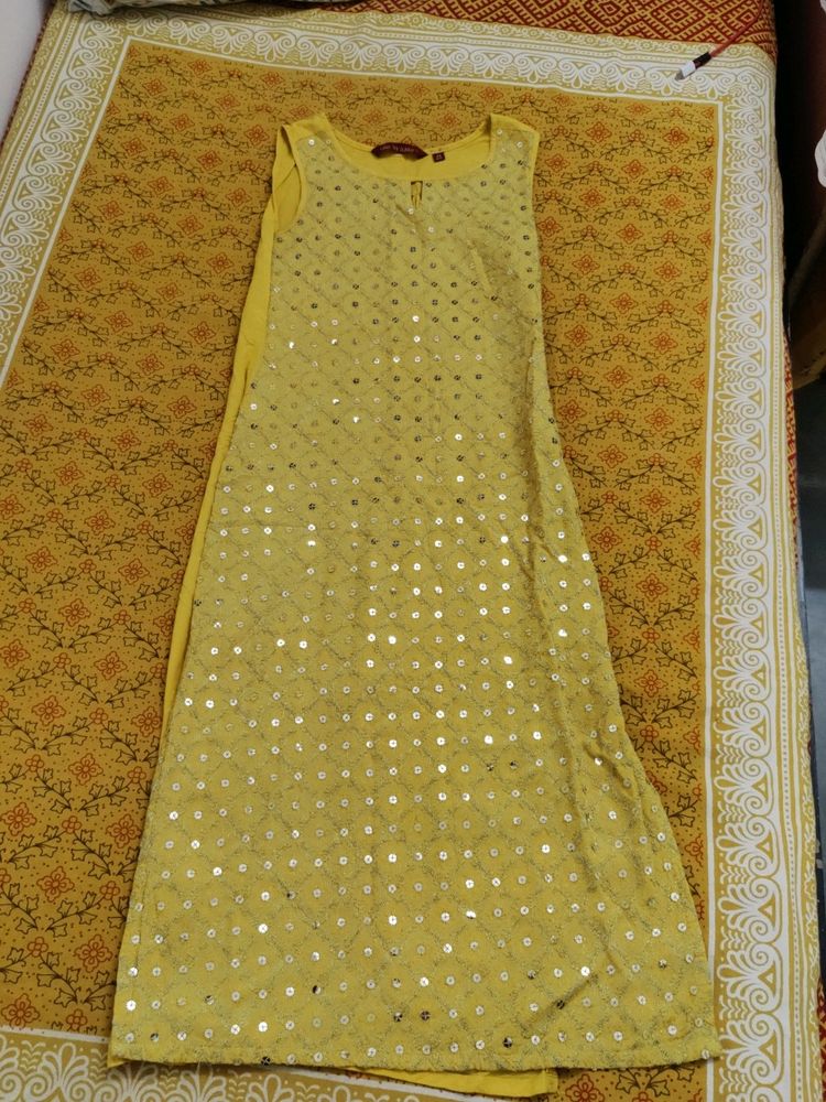 Avaasa Yellow Sequenced Kurti