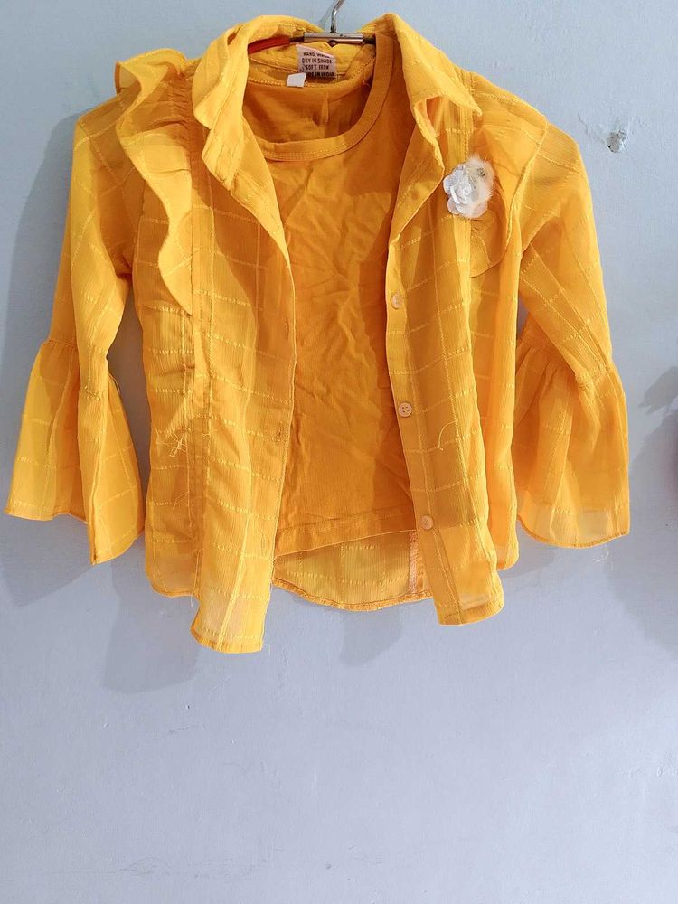 Cute Yellow Top &amp; Shirt Set