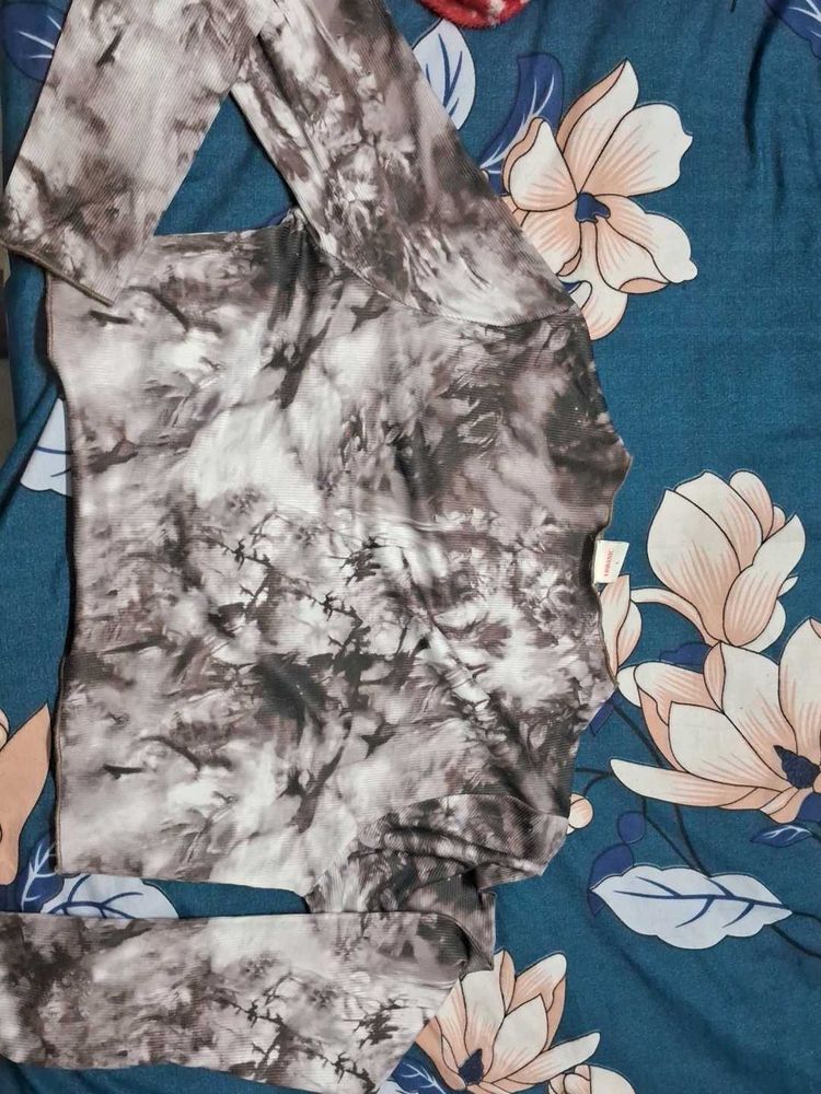 3 Dresses And One Nail Set