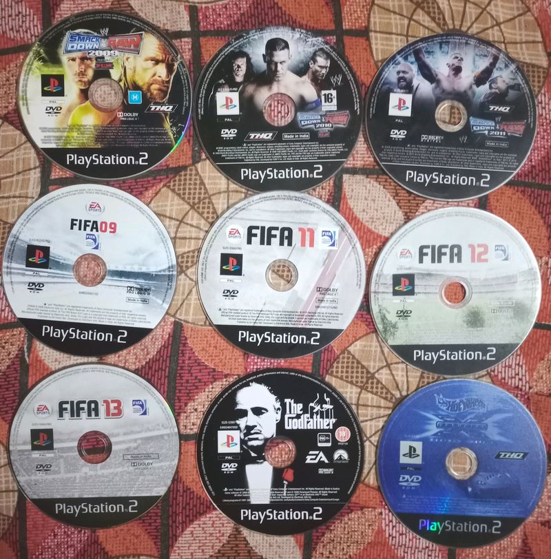PlayStation 2 Game CDS