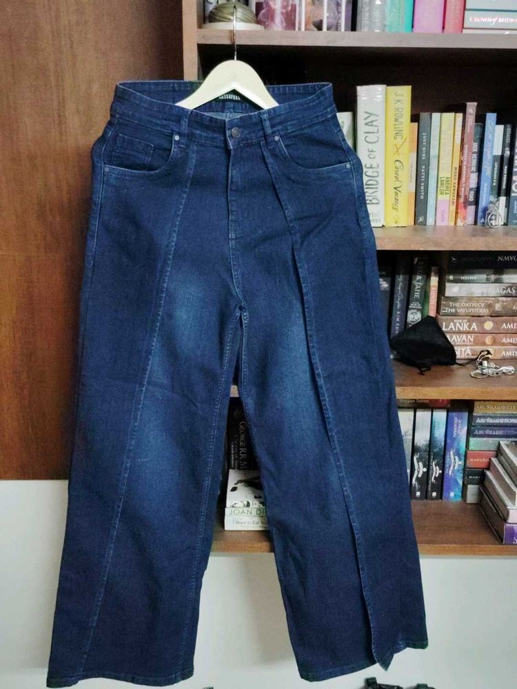 Unique Wide Leg Split Hem Jeans