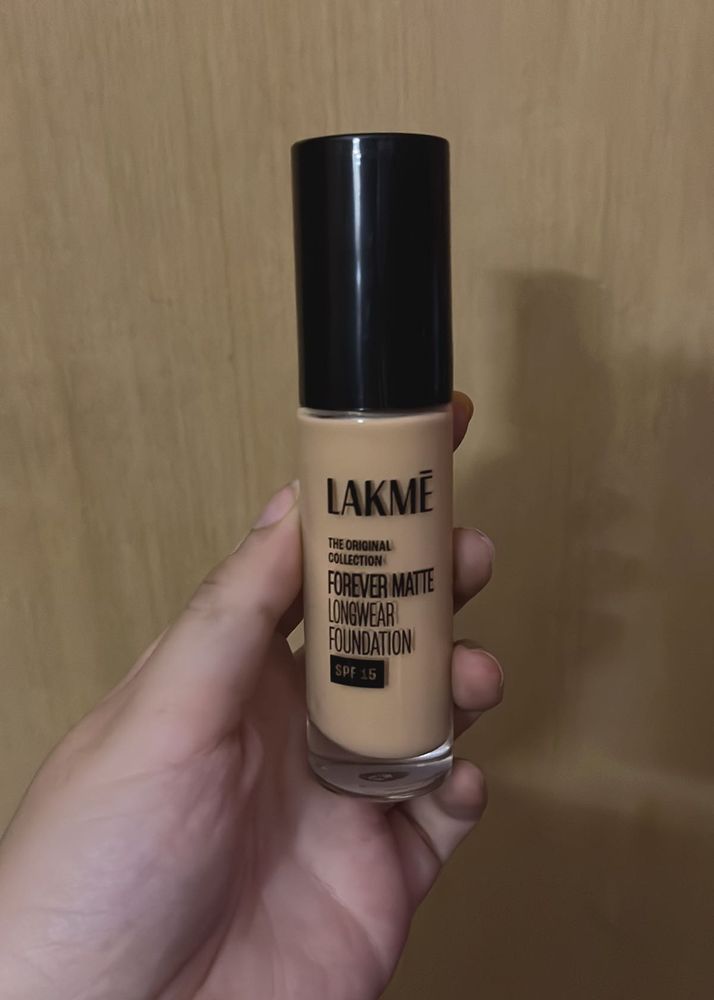 Lakme Forever Matte Foundation