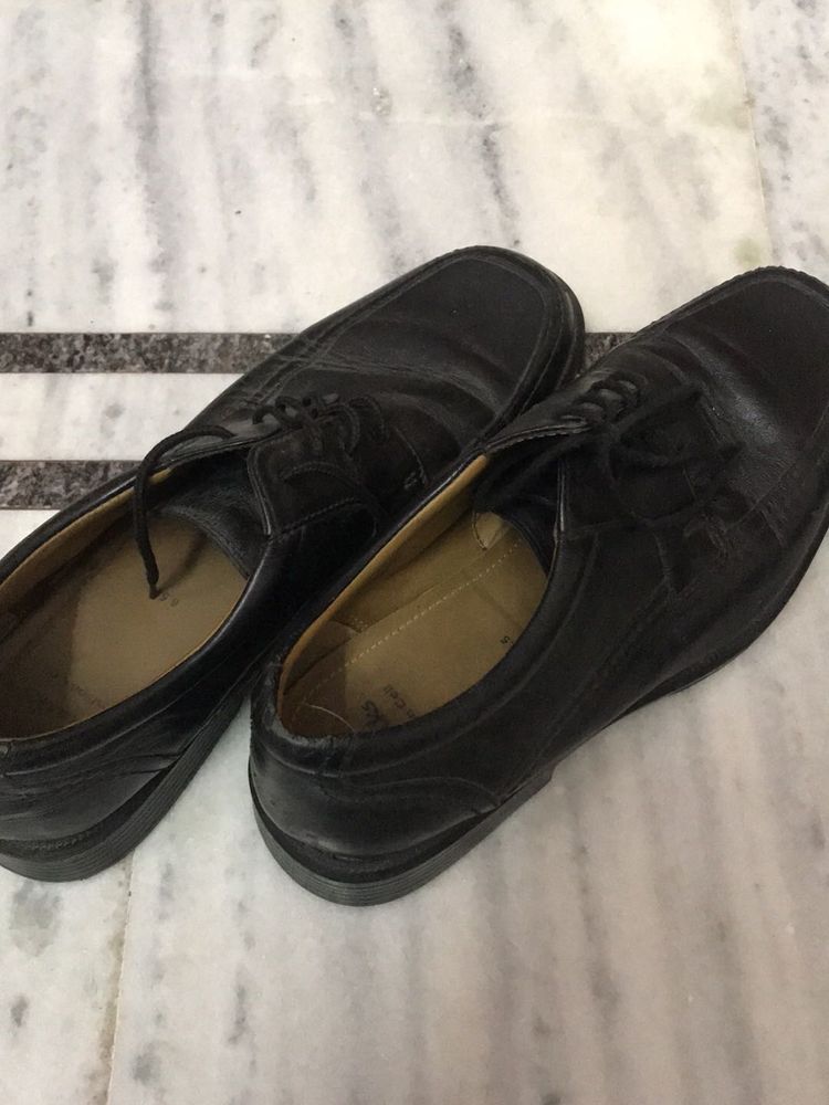 Clarks Original Branded Shoes
