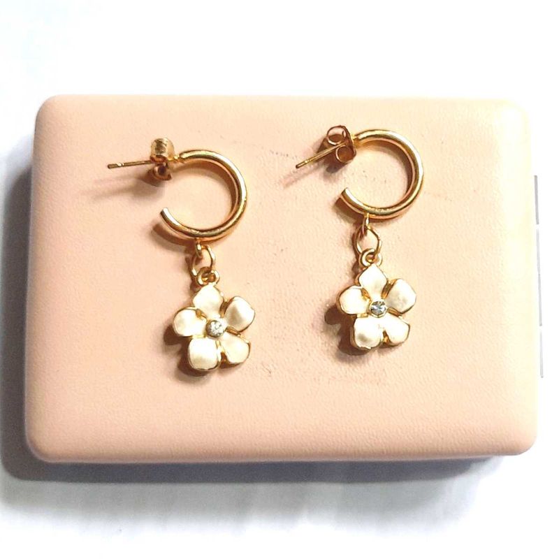 Floral Drop Earrings