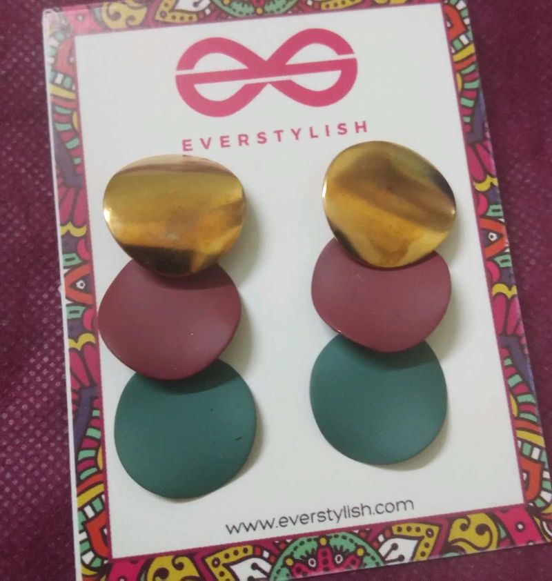 Everstylish Drop Earrings
