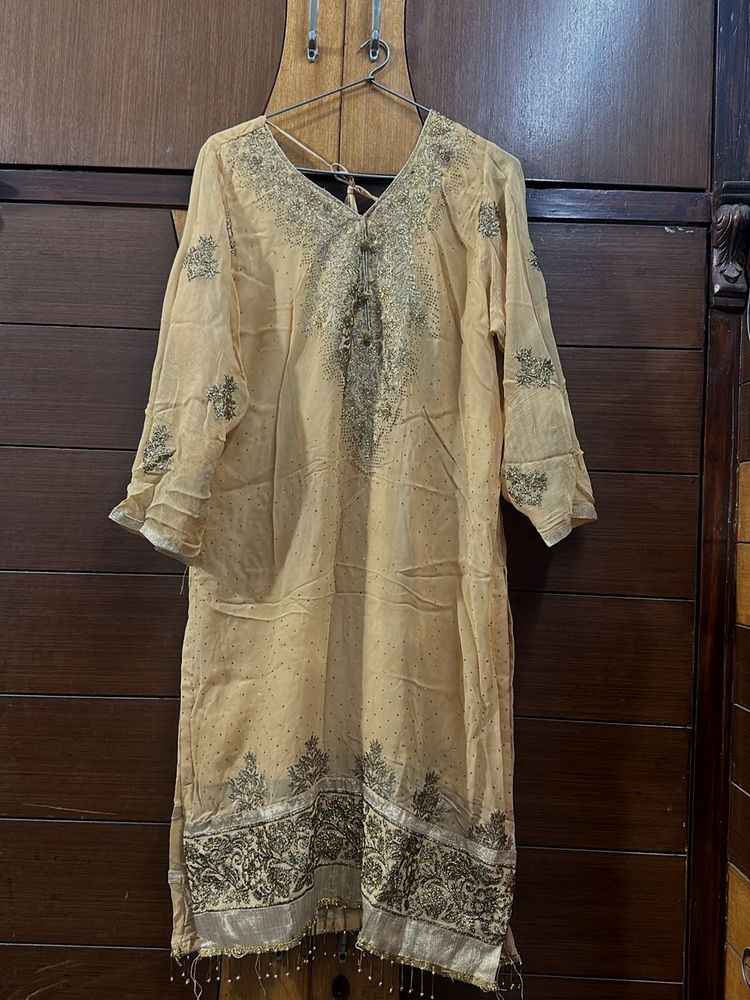 Embroidered Ethnic Kurta