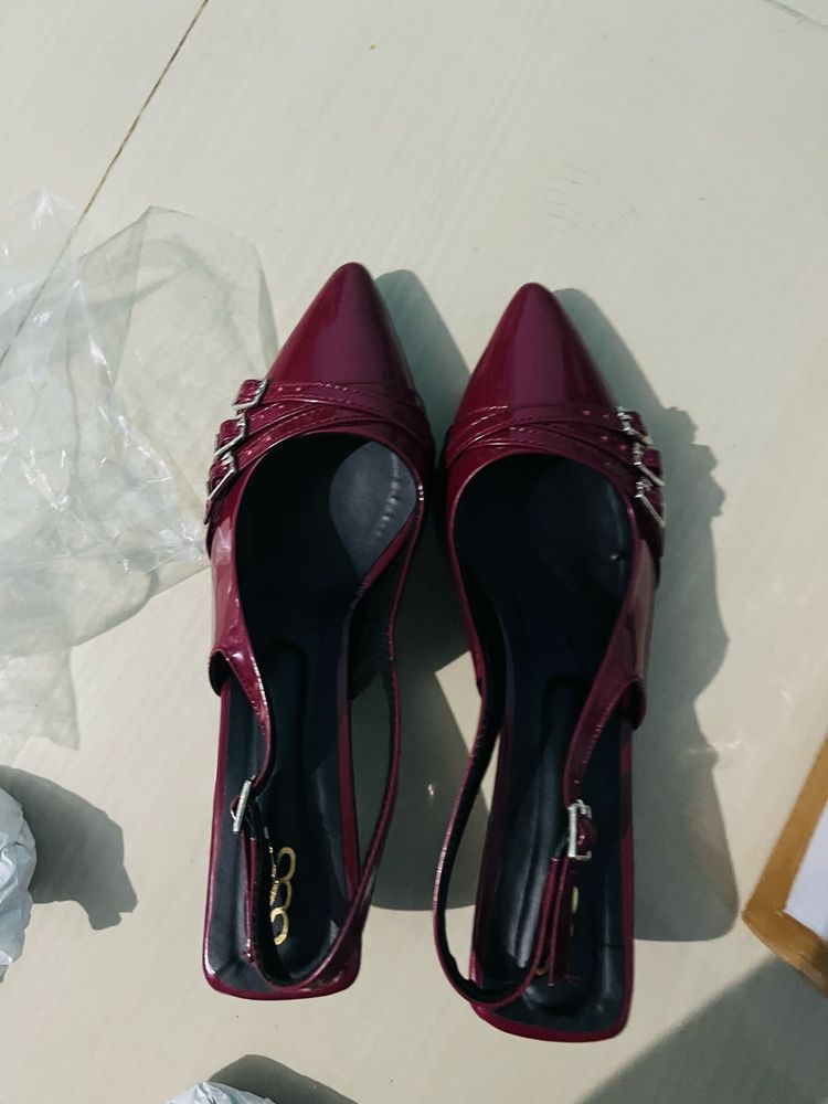 Burgundy 👠heels