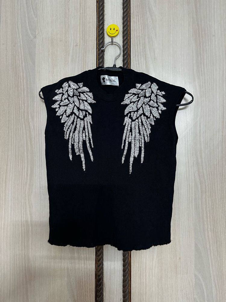 Statement Sleeveless Top