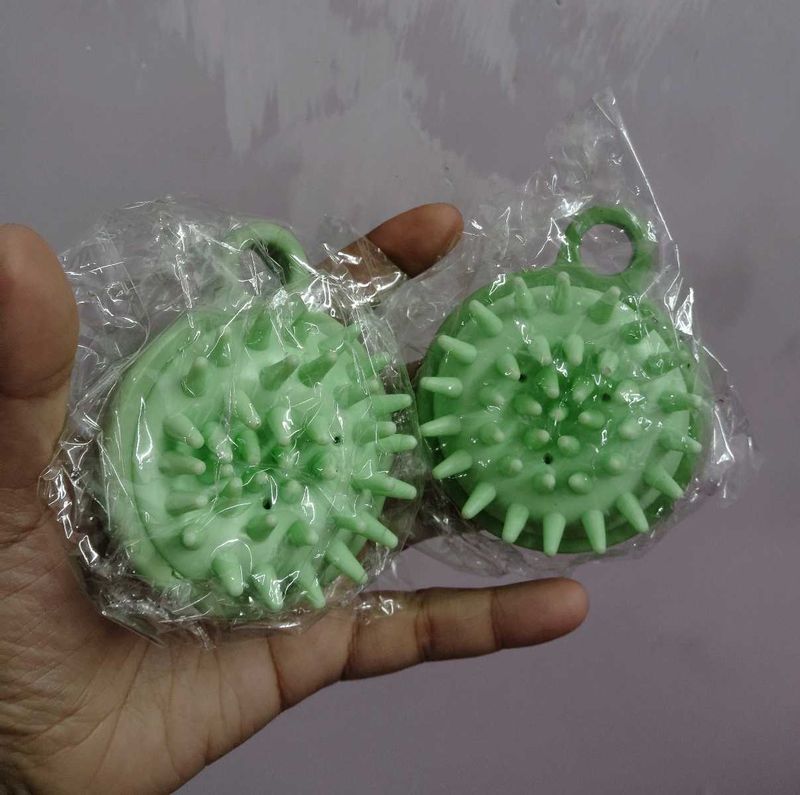 Scalp Massager Shampoo Brush-2 Pcs With Freebies ✅