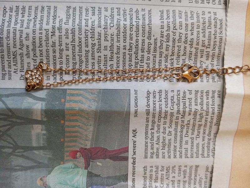 Gold Tone Charm Bracelet