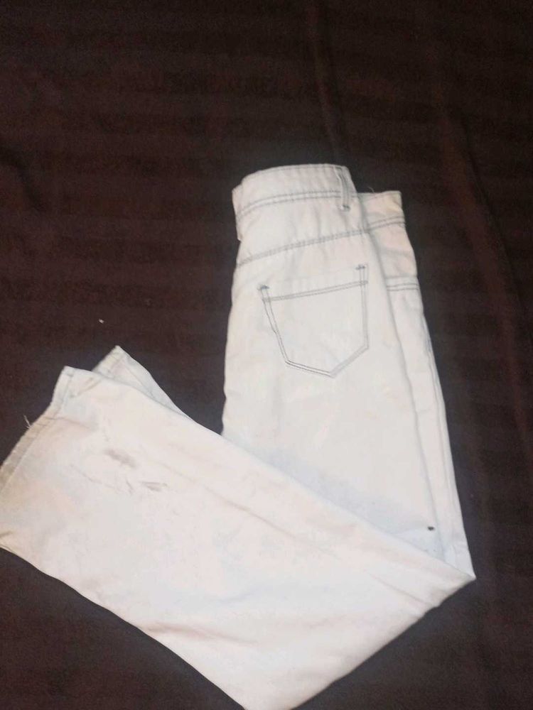 Cool Baggy Off White Colour