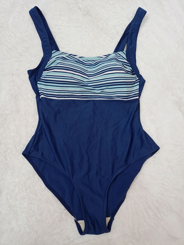 Nevy Blue 32 Size Bikni