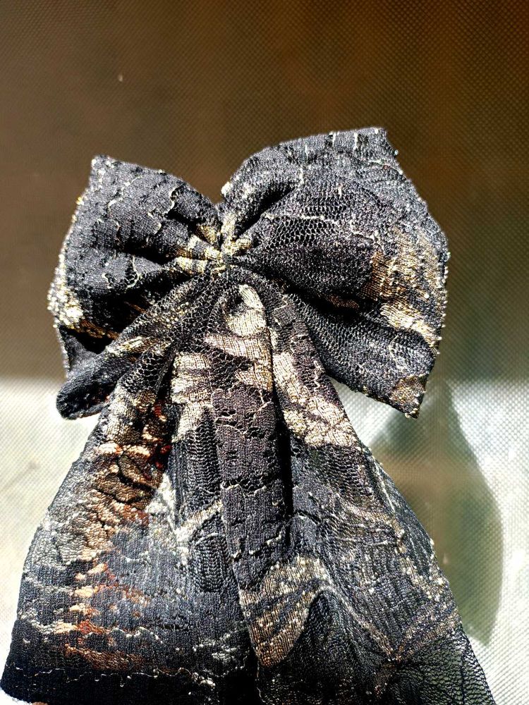 Black Bow Clip