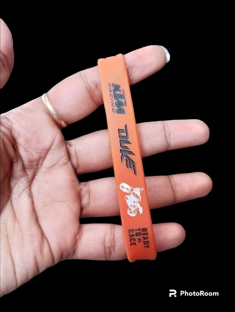 Duke, KTM Hand Band