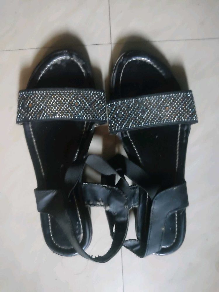Black Slippers/Sandals