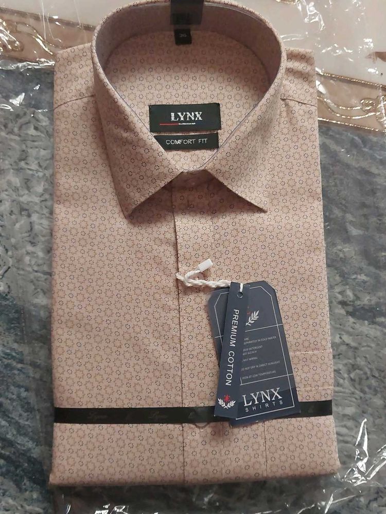 LYNX Comfort Fit Shirt New With Tag