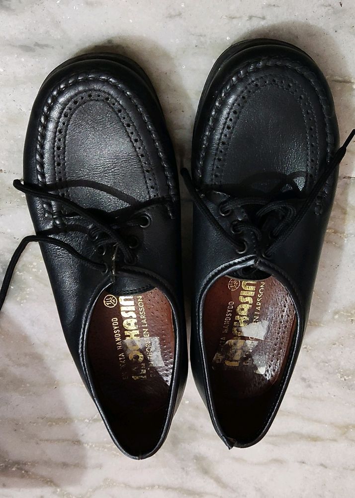 Swedish Mockasin Handmade Formal Shoes For Ladies